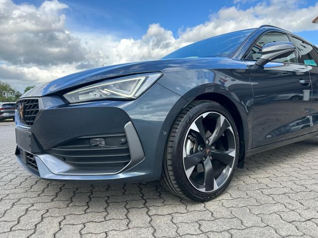 CUPRA / Leon Sportstourer / Grau / / / 1.5 eTSI DSG / AHK ACC