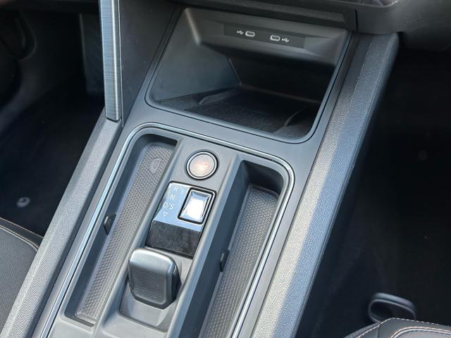 CUPRA / Leon Sportstourer / Grau / / / 1.5 eTSI DSG / AHK ACC