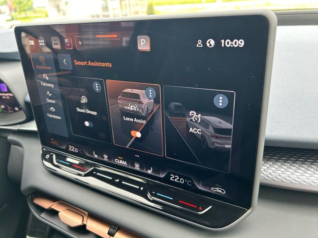 CUPRA / Terramar / Blau / / / 1.5 TSI DSG / Edge Paket AHK