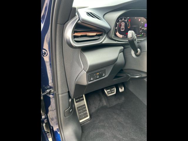 CUPRA / Terramar / Blau / / / 1.5 TSI DSG / Edge Paket AHK