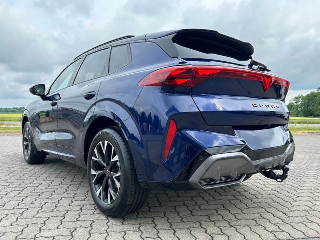 CUPRA / Terramar / Blau / / / 1.5 TSI DSG / Edge Paket AHK