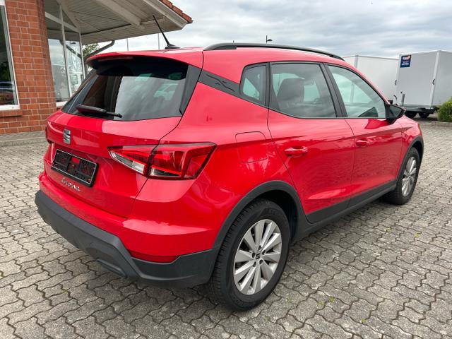 Seat / Arona / Rot / / / 1.0 TSI / Sitzheizung