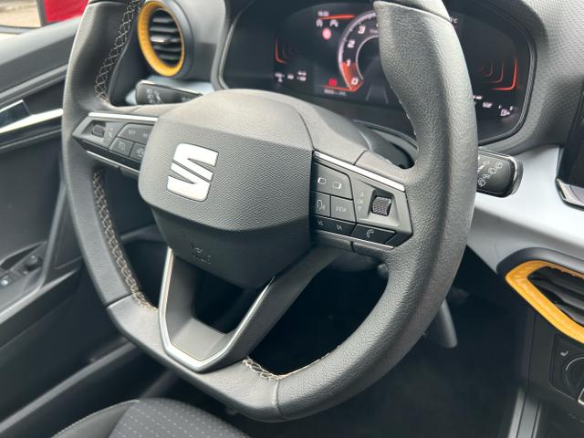 Seat / Ibiza / Rot / / / 1.0 TSI / Navi Full Link