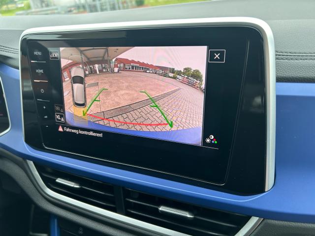 Volkswagen / T-Roc / Blau / / / R 2.0 TSI DSG 4MOTION / AHK DCC