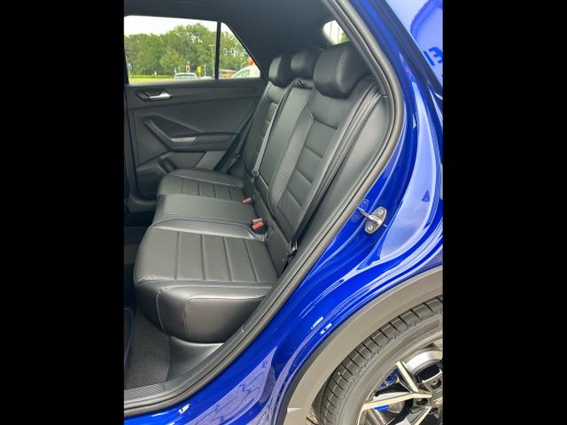 Volkswagen / T-Roc / Blau / / / R 2.0 TSI DSG 4MOTION / AHK DCC