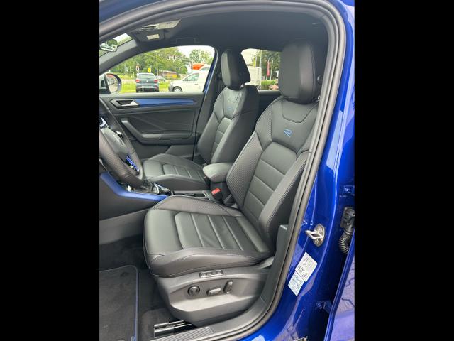 Volkswagen / T-Roc / Blau / / / R 2.0 TSI DSG 4MOTION / AHK DCC