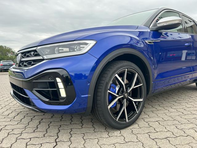 Volkswagen / T-Roc / Blau / / / R 2.0 TSI DSG 4MOTION / AHK DCC