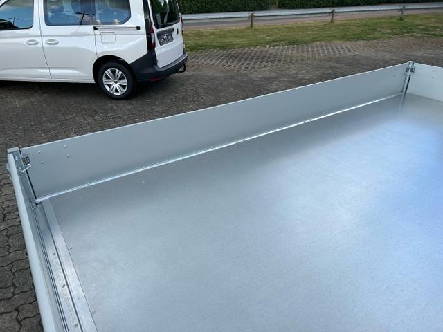 Henra / Kipper / / / / KP353518 3,5t Dreiseitenkipper