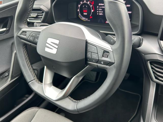 Seat / Leon ST / Weiß / / / 1.5 eTSI DSG / Sitzheizung