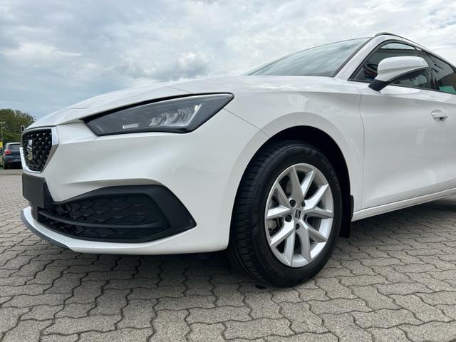 Seat / Leon ST / Weiß / / / 1.5 eTSI DSG / Sitzheizung