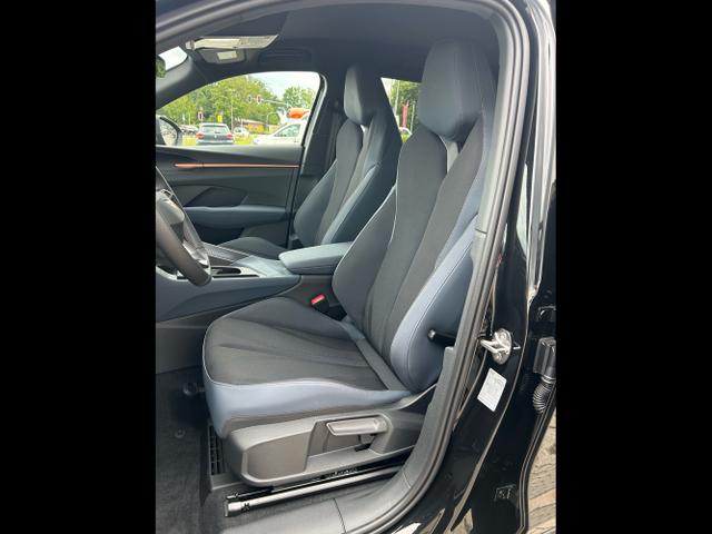 CUPRA / Terramar / Schwarz / / / 1.5 TSI DSG / Sitzheizung AHK