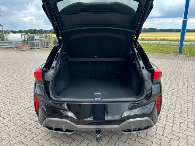 CUPRA / Terramar / Schwarz / / / 1.5 TSI DSG / Sitzheizung AHK