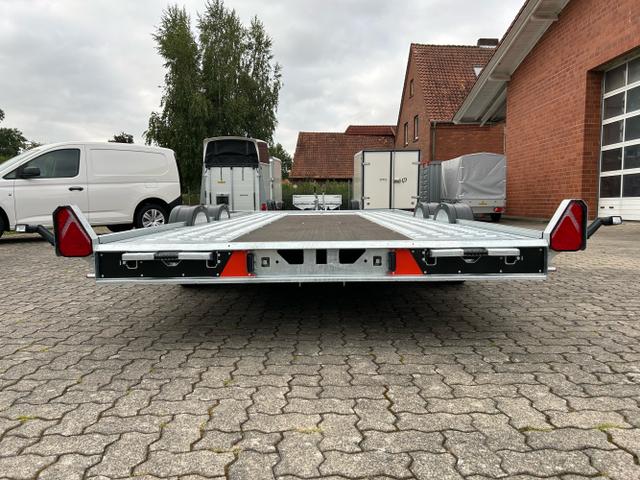 Brian James / Fahrzeugtransporter / / / / A Transporter - 130-4519-27-2-12 2,7t Autotransporter