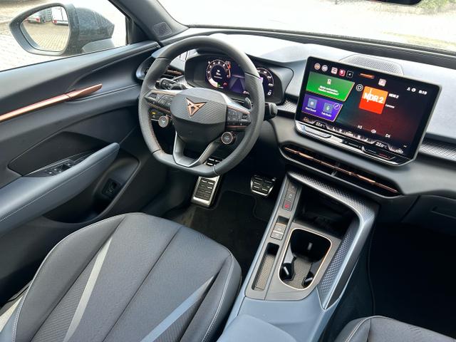 CUPRA / Terramar / Grau / / / 1.5 TSI DSG / 3 J. Garantie AHK