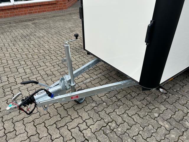 Henra / Kofferanhänger / / / / GB27361519 2,7t Klappe/Tür-System Xpert Paket