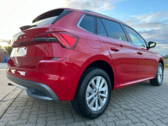 Skoda / Kamiq / Rot / / / 1.0 TSI / Rückfahrkamera