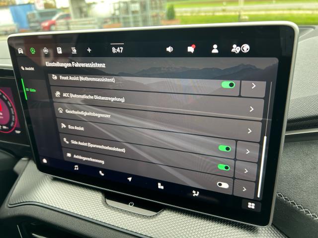 Skoda / Kodiaq / Weiß / / / Sportline 2.0 TDI DSG 4x4 / 7-Sitze AHK