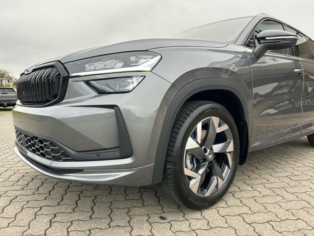 Skoda / Kodiaq / Grau / / / Sportline 2.0 TDI DSG 4x4 / 7-Sitze Pano
