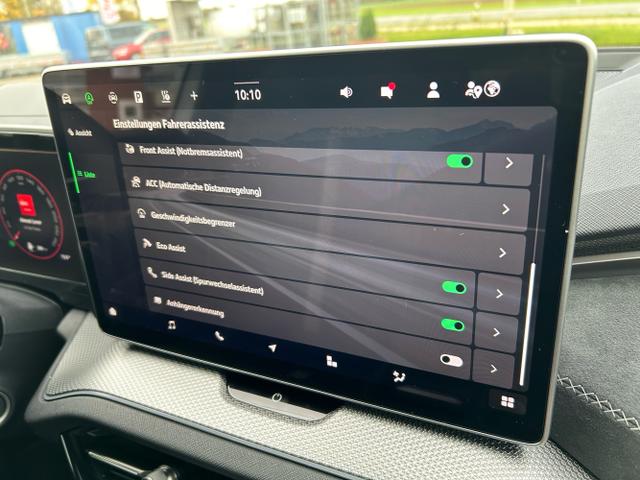 Skoda / Kodiaq / Weiß / / / Sportline 2.0 TDI DSG 4x4 / 7-Sitze AHK