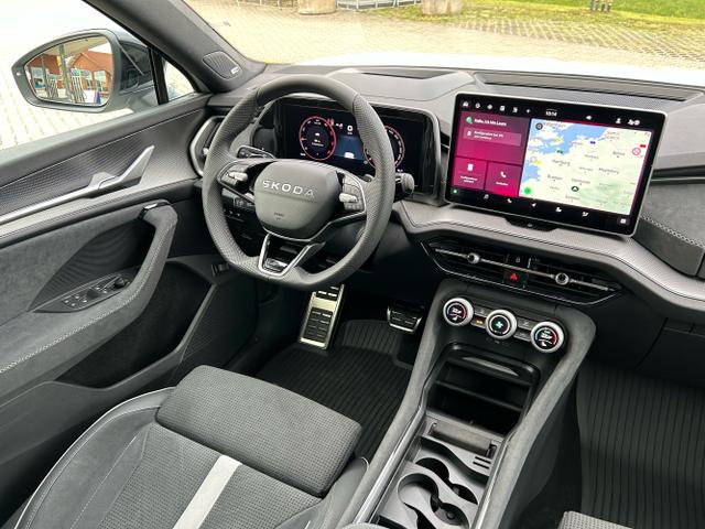 Skoda / Kodiaq / Weiß / / / Sportline 2.0 TDI DSG 4x4 / 7-Sitze AHK