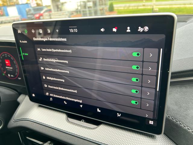 Skoda / Kodiaq / Weiß / / / Sportline 2.0 TDI DSG 4x4 / 7-Sitze AHK