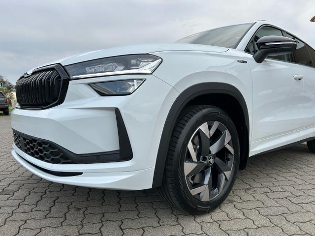 Skoda / Kodiaq / Weiß / / / Sportline 2.0 TDI DSG 4x4 / 7-Sitze AHK