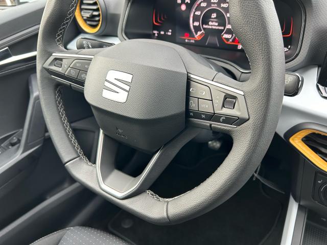 Seat / Arona / Weiß / / / 1.0 TSI / SHZ Full Link