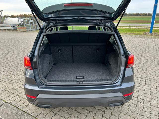 Seat / Arona / Grau / / / 1.0 TSI / Sitzheizung