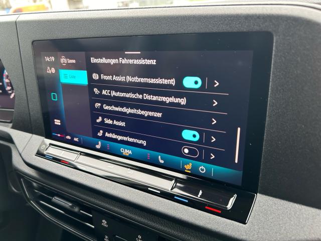 Volkswagen / Caddy / Weiß / / / 1.5 TSI / AHK App-Connect