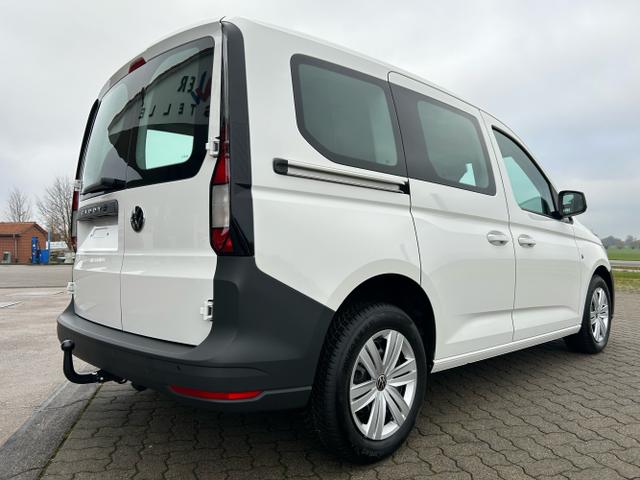 Volkswagen / Caddy / Weiß / / / 1.5 TSI / AHK App-Connect