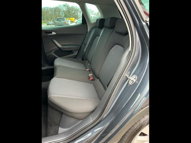 Seat / Arona / Grau / / / 1.0 TSI / Sitzheizung Full Link