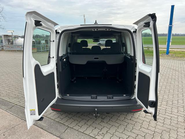 Volkswagen / Caddy / Weiß / / / 1.5 TSI DSG / AHK App-Connect
