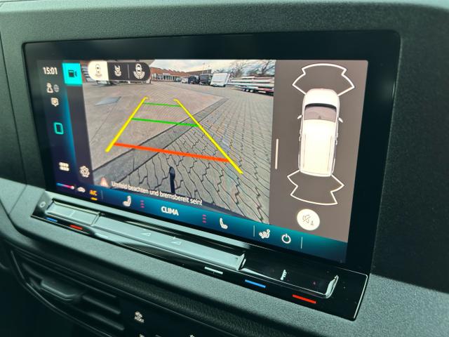 Volkswagen / Caddy / Weiß / / / 1.5 TSI DSG / AHK App-Connect