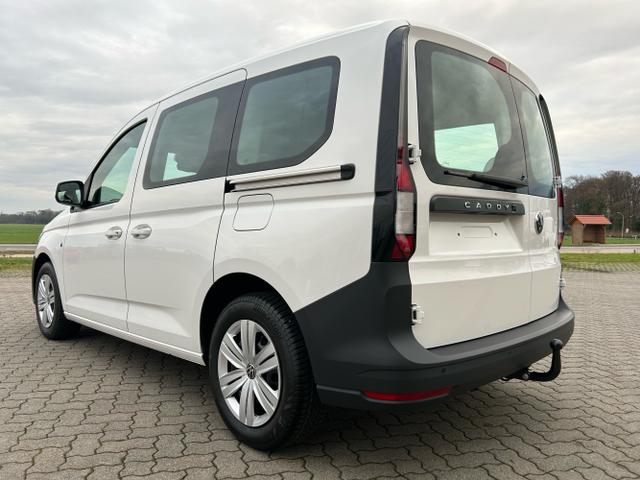 Volkswagen / Caddy / Weiß / / / 1.5 TSI DSG / AHK App-Connect