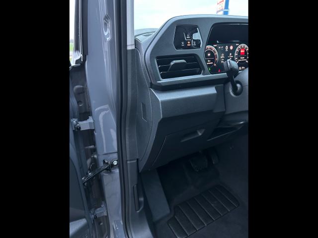 Volkswagen / Caddy / Grau / / / 1.5 TSI DSG / SHZ AHK