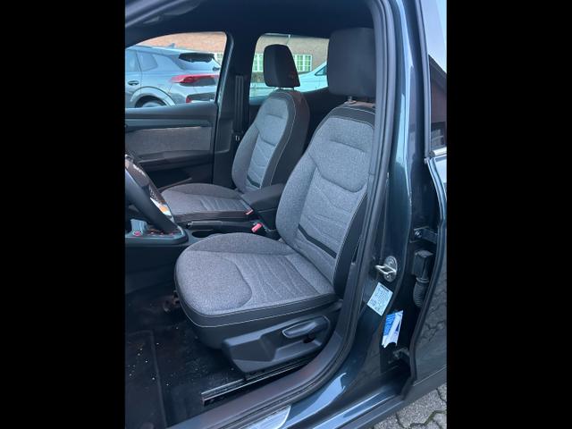 Seat / Arona / Grau / / / 1.0 TSI DSG / Sitzheizung
