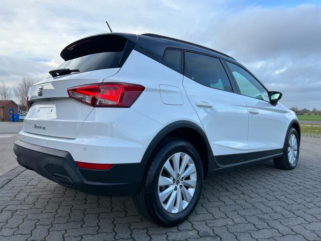 Seat / Arona / Wei&szlig; / / / 1.0 TSI / Blind Spot Full Link