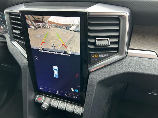 Volkswagen / Amarok / Grau / / / Style 3.0 TDI V6 4MOTION / AHK Navi