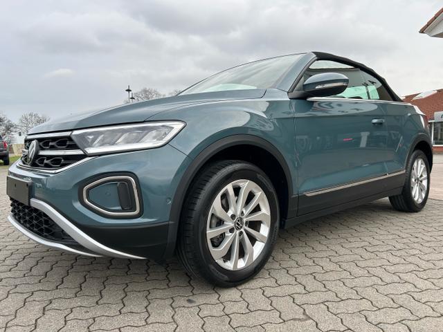 Volkswagen / T-Roc Cabriolet / Blau / / / Cabriolet 1.5 TSI DSG / Windschott 