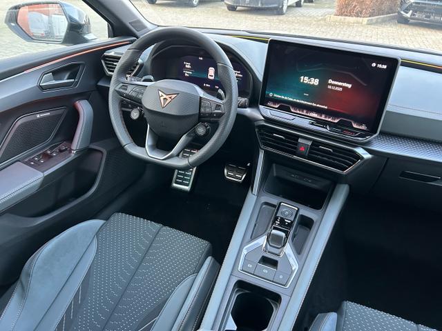 CUPRA / Leon / Grau / / / VZ Extreme 2.0 TSI DSG 4Drive / Pano 