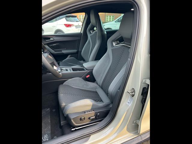 Cupra Leon Sportstourer - VZ Extreme 2.0 TSI DSG 4Drive / Pano