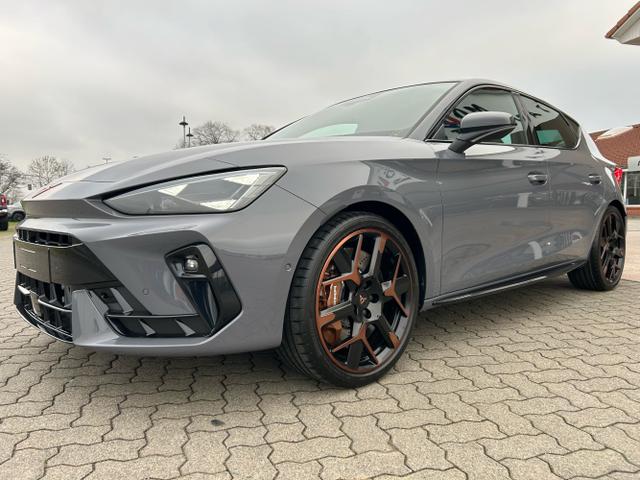 Cupra Leon - VZ Extreme 2.0 TSI DSG 4Drive / Pano
