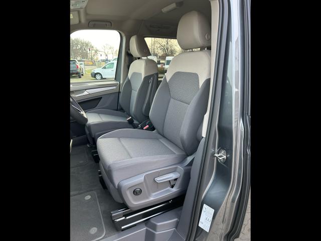 Volkswagen / T7 Multivan / Grau / / / 2.0 TDI DSG / Matrix-LED