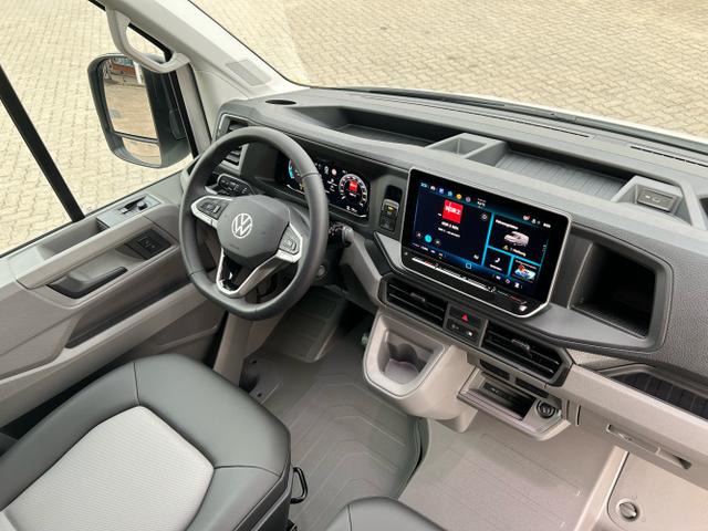 Volkswagen / Crafter Kastenwagen / Wei&szlig; / / / 30 2.0 TDI HD MR Aut. L3H3 / 4 J. Garantie