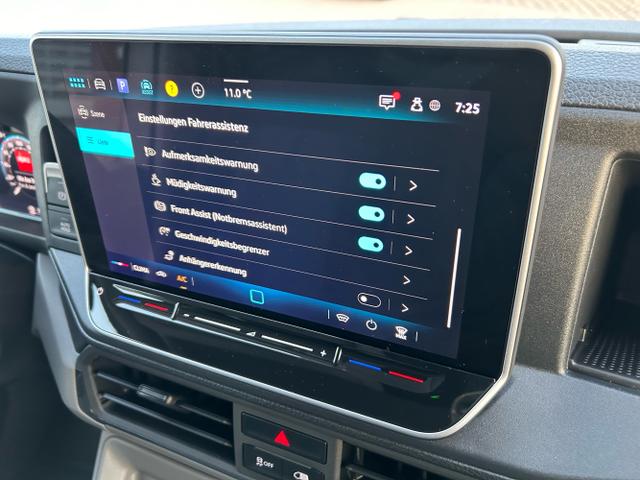 Volkswagen / Crafter Kastenwagen / Wei&szlig; / / / 35 2.0 TDI MR 4x4 Aut. L3H2 / Sperre