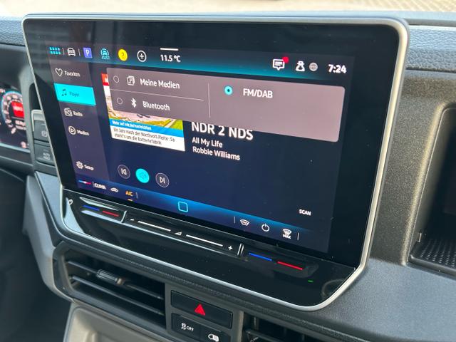 Volkswagen / Crafter Kastenwagen / Wei&szlig; / / / 35 2.0 TDI MR 4x4 Aut. L3H2 / Sperre