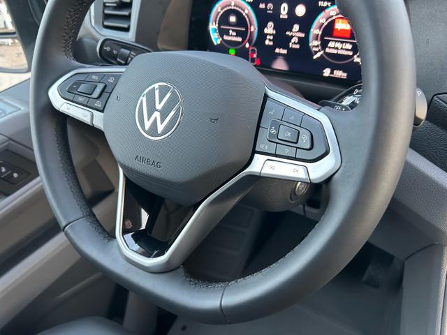 Volkswagen / Crafter Kastenwagen / Wei&szlig; / / / 35 2.0 TDI MR 4x4 Aut. L3H2 / Sperre