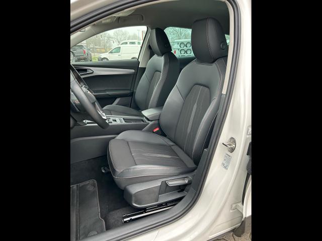 CUPRA / Formentor / Wei&szlig; / / / 1.5 TSI DSG / AHK