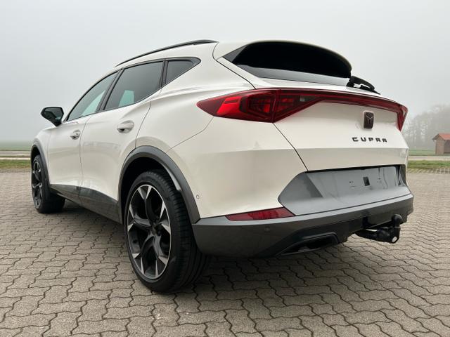 CUPRA / Formentor / Wei&szlig; / / / 1.5 TSI DSG / AHK