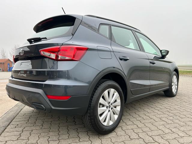 Seat / Arona / Grau / / / 1.0 TSI DSG / Wireless Full Link
